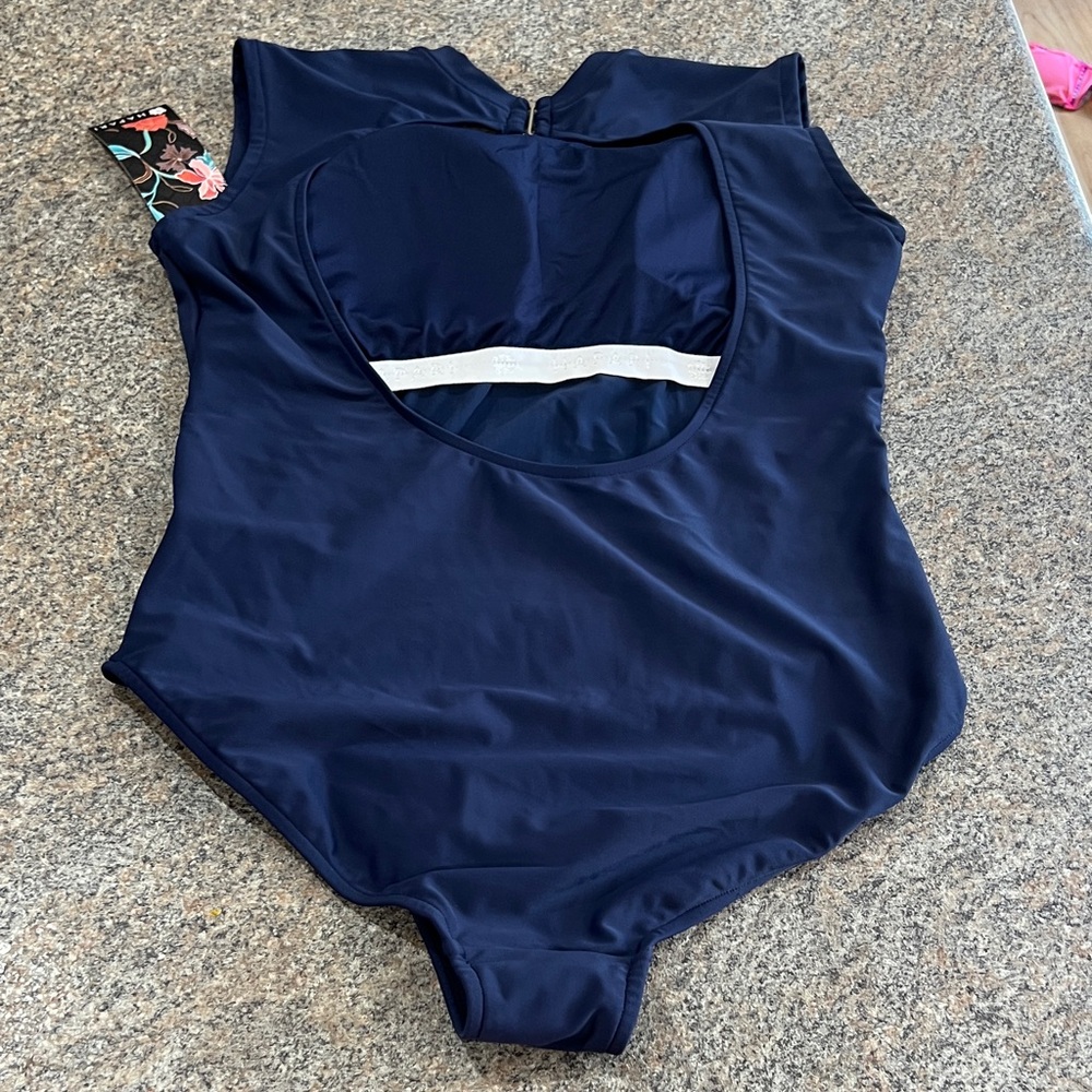 Hapari High Crew Navy Blue swimsuit size XL - Picture 7 of 9